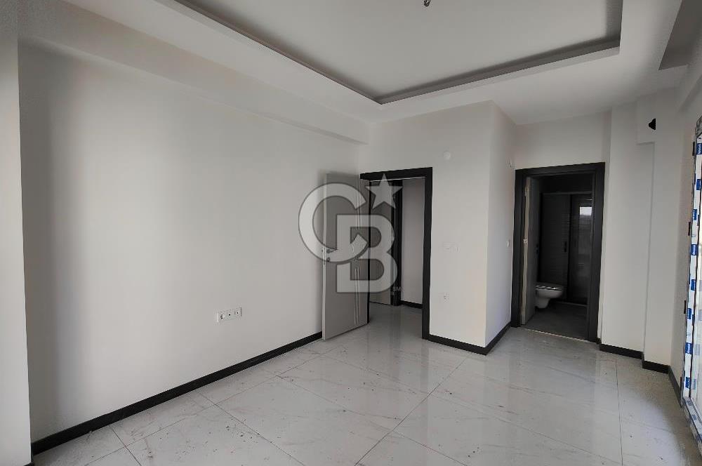 BORNOVA ÖZKANLAR'DA KİRALIK SIFIR 2+1 DAİRE