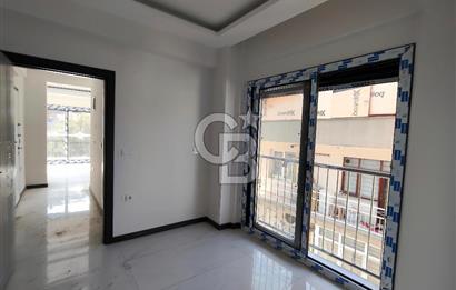 BORNOVA ÖZKANLAR'DA KİRALIK SIFIR 2+1 DAİRE