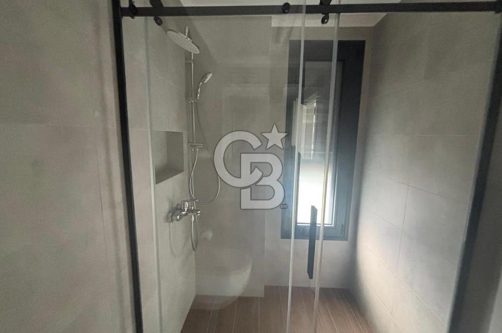 Urla Çeşmealtı Bölgesinde Satılık Yüzme Havuzlu Lüks Villa