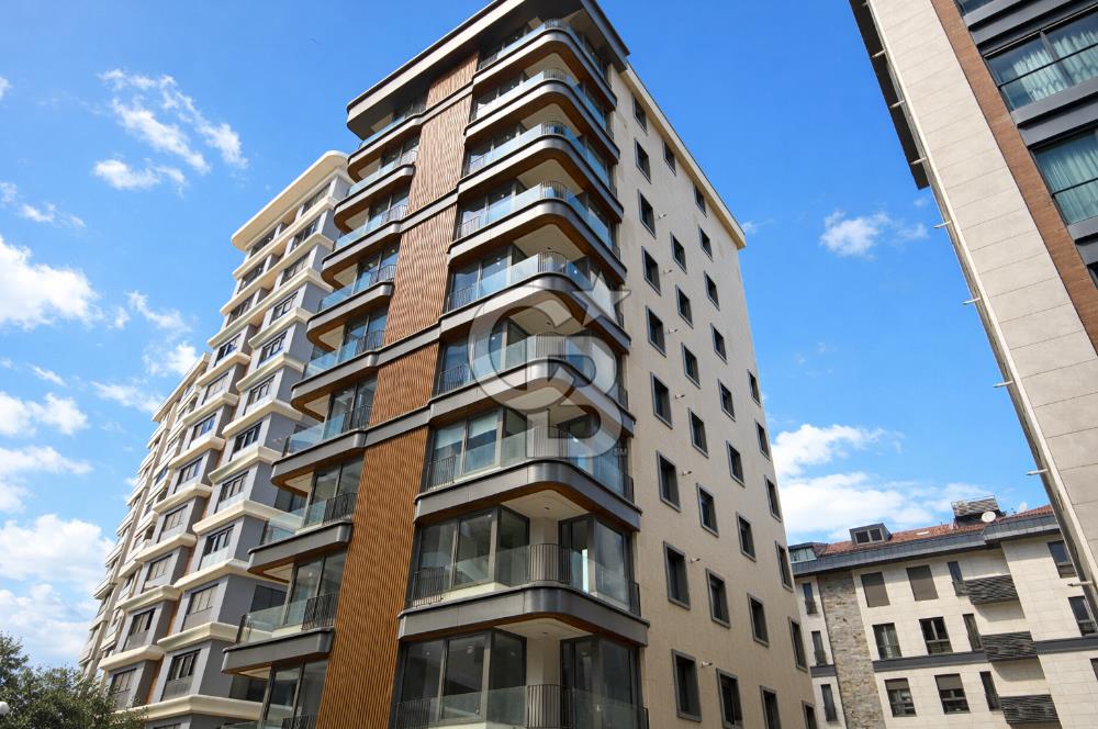 FENERBAHÇE KALAMIŞ'TA BAĞDAT CADDESİNE 3. BİNA 135M2 3+1 DAİRE