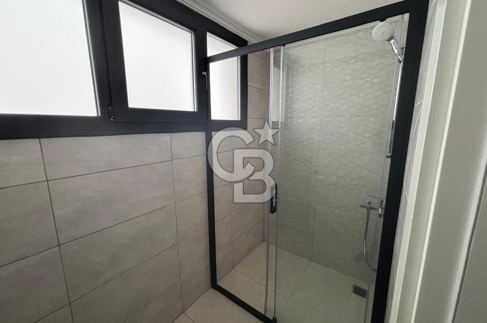 Urla Çeşmealtı Bölgesinde Satılık Yüzme Havuzlu Lüks Villa