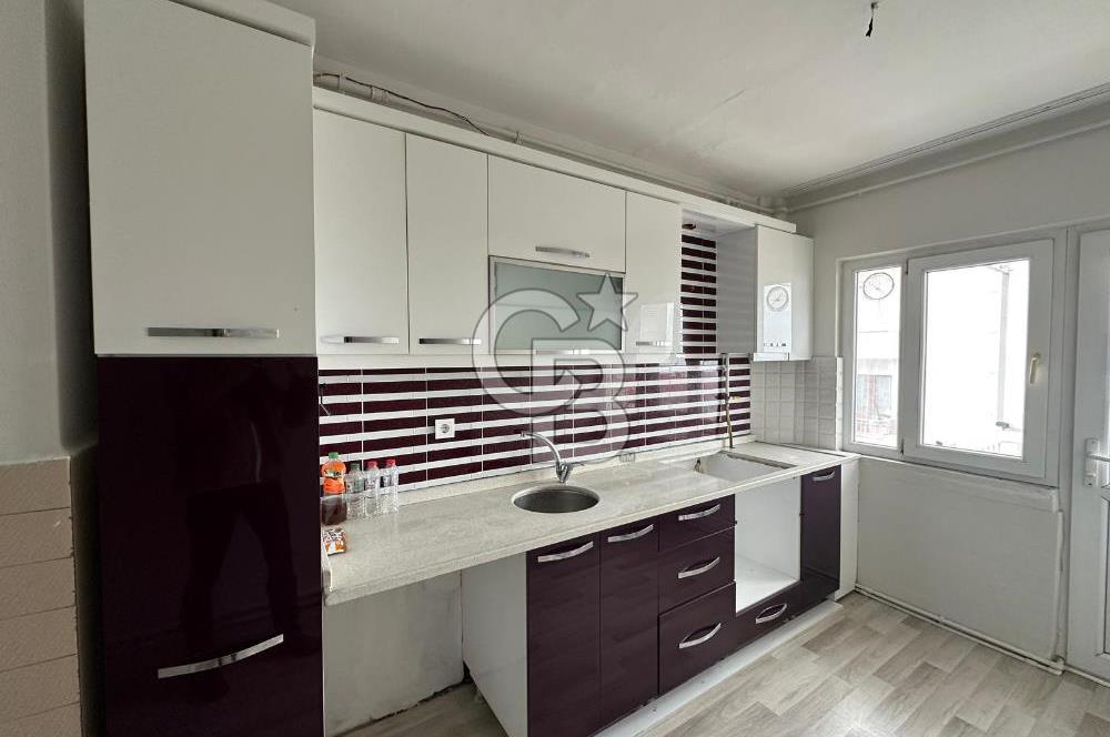 KARŞIYAKA MERKEZİ LOKASYON KİRALIK DAİRE