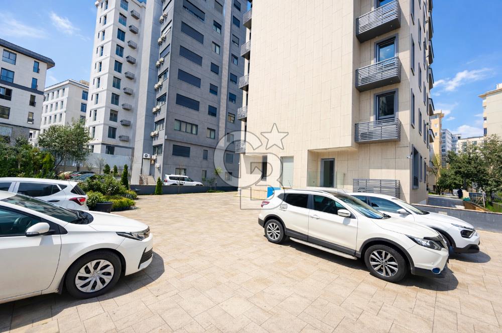 FENERBAHÇE KALAMIŞ'TA BAĞDAT CADDESİNE 3. BİNA 135M2 3+1 DAİRE