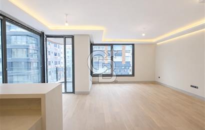 FENERBAHÇE KALAMIŞ'TA BAĞDAT CADDESİNE 3. BİNA 135M2 3+1 DAİRE