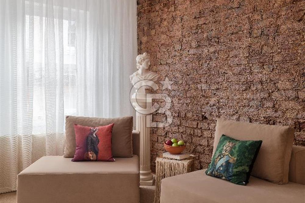 TOMTOM / BEYOĞLU MODERN MİMARİ 1+1 TERAS KULLANIMLI EŞYALI DAİRE