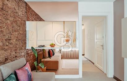 TOMTOM / BEYOĞLU MODERN MİMARİ 1+1 TERAS KULLANIMLI EŞYALI DAİRE