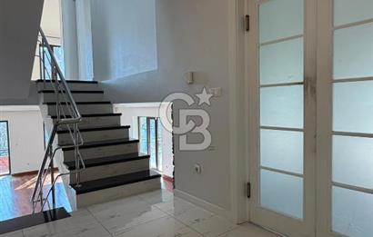 ÇAYYOLU ERGÖNÜL VİLLARINDA EN ŞEREFİYELİ 5+2 SATILIK KÖŞE VİLLA