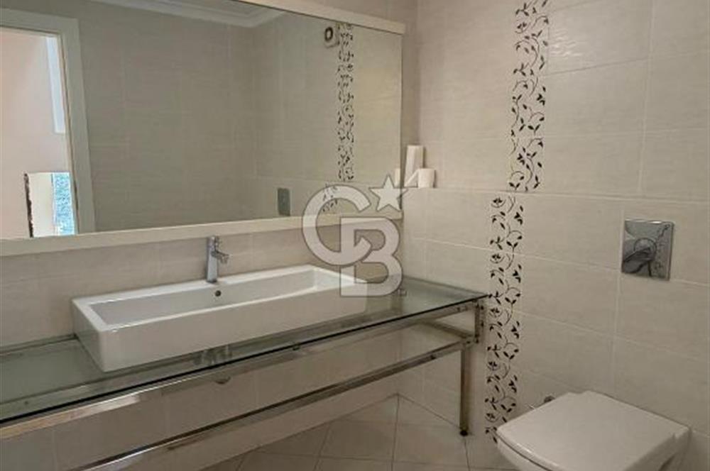 ÇAYYOLU ERGÖNÜL VİLLARINDA EN ŞEREFİYELİ 5+2 SATILIK KÖŞE VİLLA