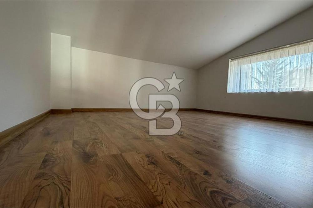 ÇAYYOLU ERGÖNÜL VİLLARINDA EN ŞEREFİYELİ 5+2 SATILIK KÖŞE VİLLA