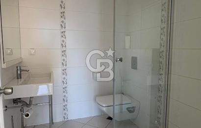 ÇAYYOLU ERGÖNÜL VİLLARINDA EN ŞEREFİYELİ 5+2 SATILIK KÖŞE VİLLA