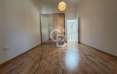 ÇAYYOLU ERGÖNÜL VİLLARINDA EN ŞEREFİYELİ 5+2 SATILIK KÖŞE VİLLA