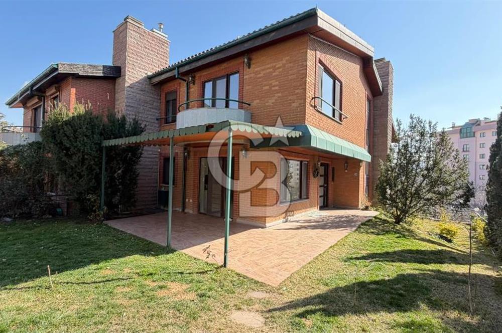 ÇAYYOLU ERGÖNÜL VİLLARINDA EN ŞEREFİYELİ 5+2 SATILIK KÖŞE VİLLA