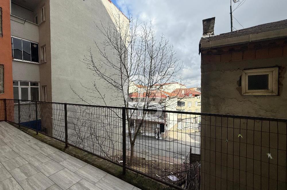 ARNAVUTKÖY MERKEZE YAKIN 2+1 BAHÇE KATI 