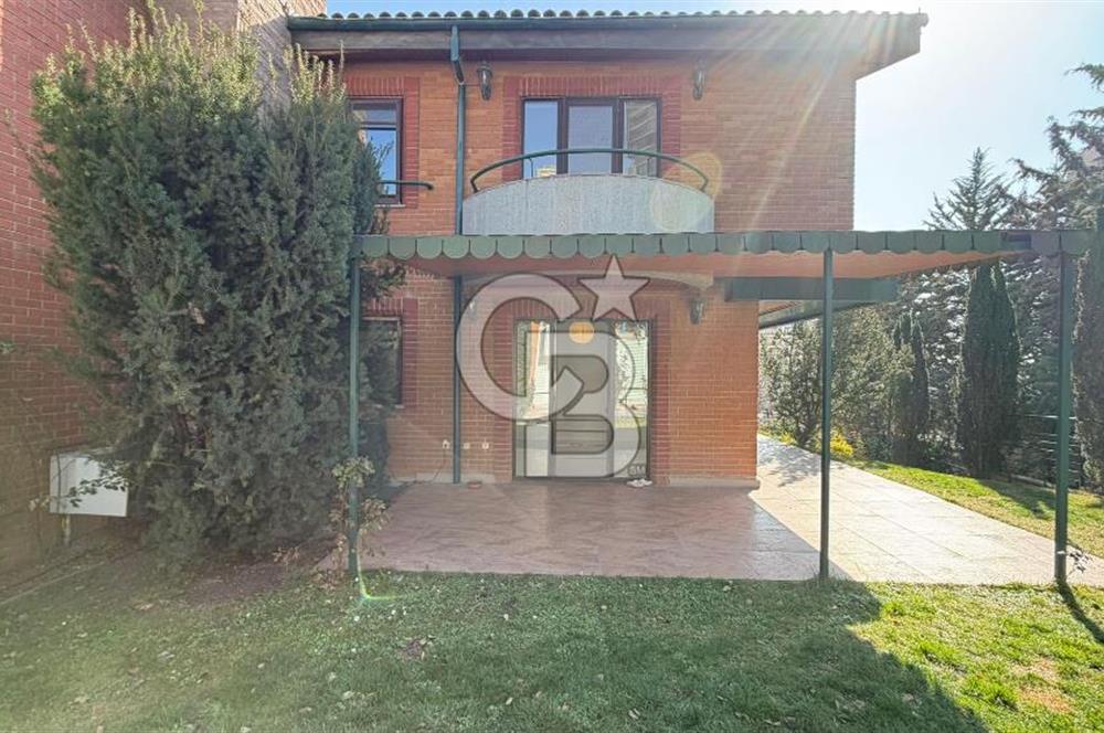 ÇAYYOLU ERGÖNÜL VİLLARINDA EN ŞEREFİYELİ 5+2 SATILIK KÖŞE VİLLA