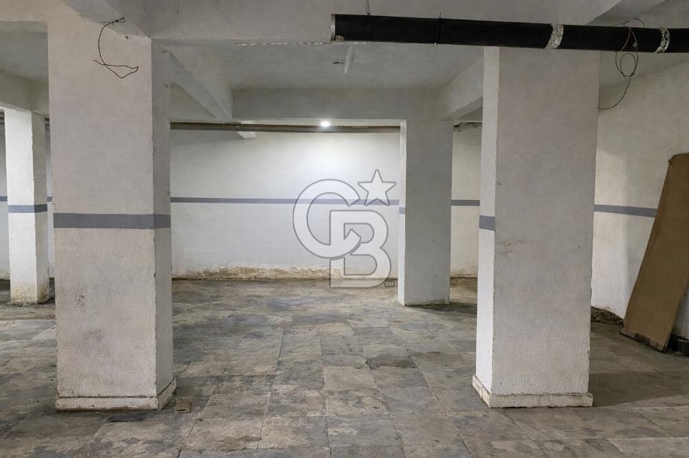 ARNAVUTKÖY ÇARDAKTEPEDE CADDEYE CEPHE 170M KİRALIK DEPO/ATÖLYE/İŞ YERİ
