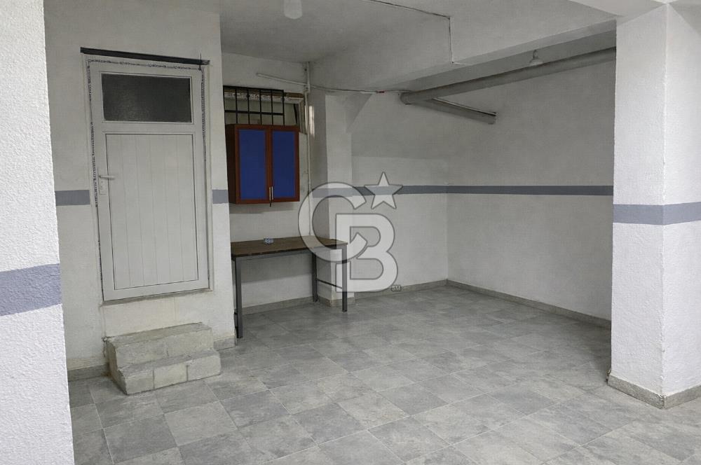 ARNAVUTKÖY ÇARDAKTEPEDE CADDEYE CEPHE 170M KİRALIK DEPO/ATÖLYE/İŞ YERİ