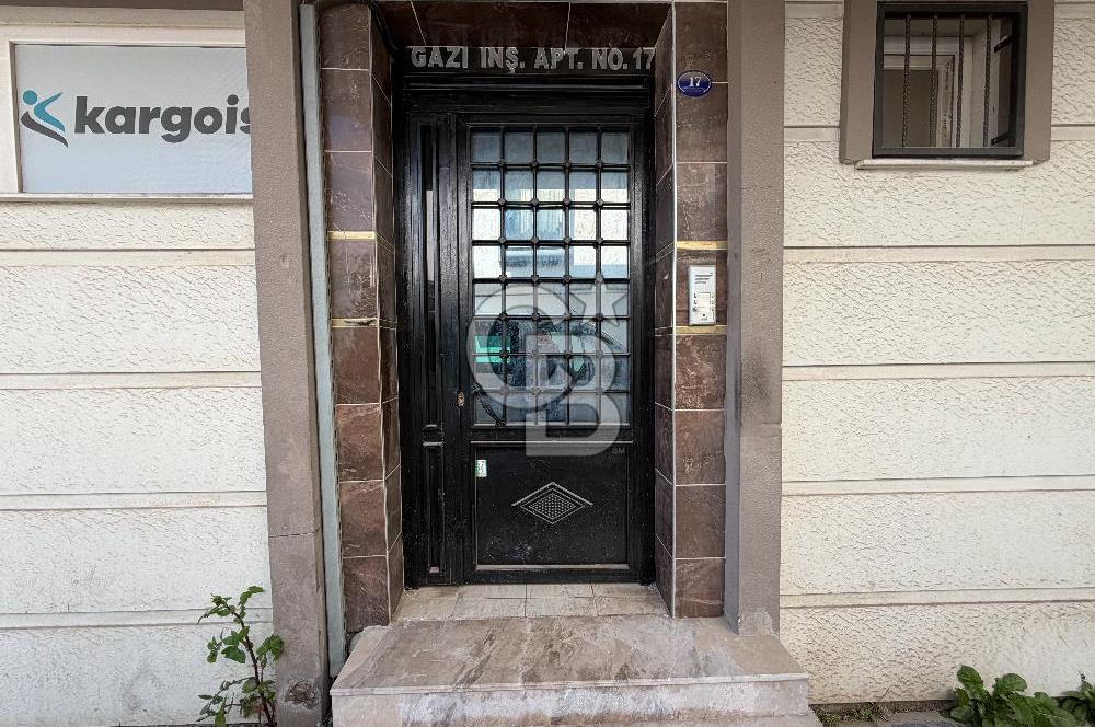 ÇİĞLİ DEVLET HASTANESİ VE İZBAN YAKINI EŞYALI KİRALIK 1+1 DAİRE