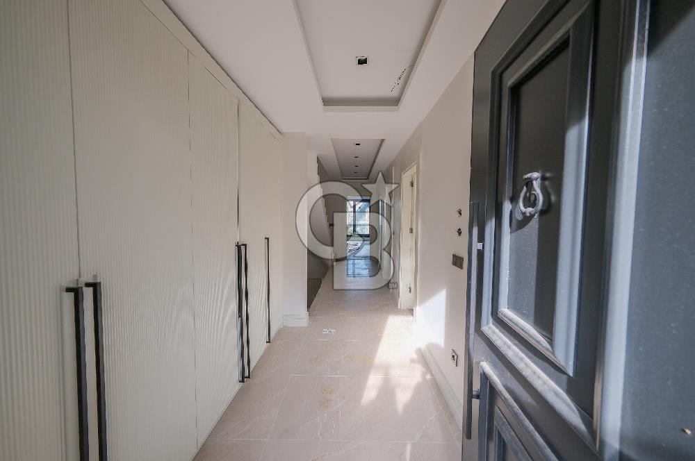 ZEKERİYAKÖYÜN KALBİNDE DOĞAYLA İÇ İÇE LÜKS BİR YAŞAM, 5+1 VİLLA - D2