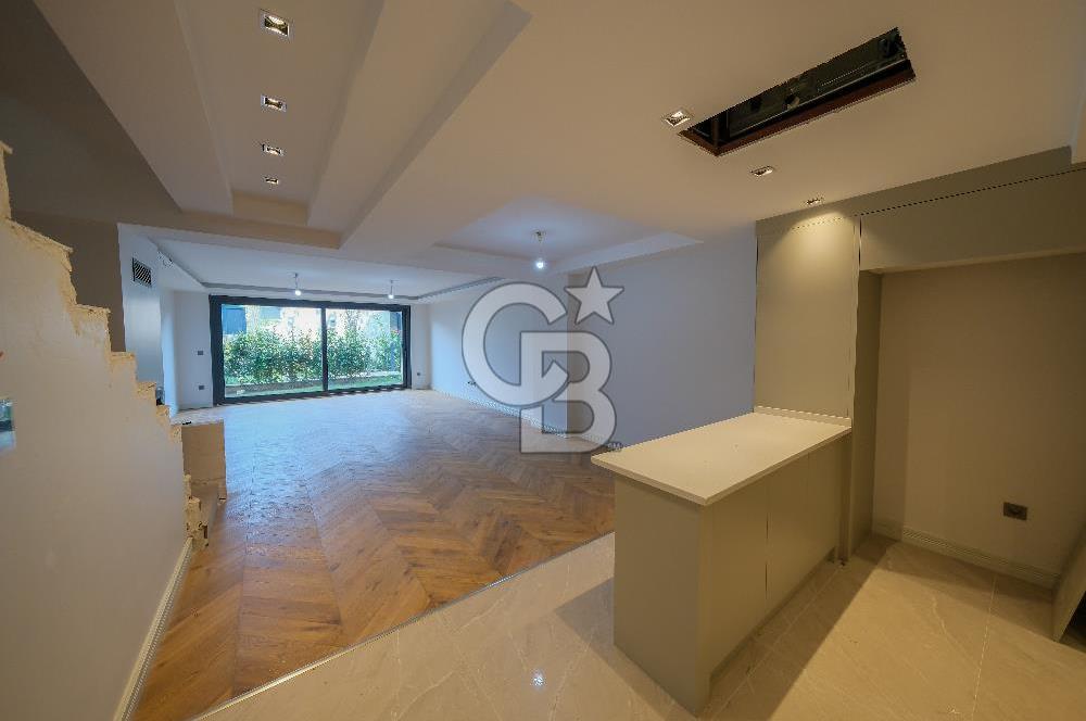 ZEKERİYAKÖYÜN KALBİNDE DOĞAYLA İÇ İÇE LÜKS BİR YAŞAM, 5+1 VİLLA - D2