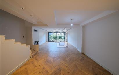 ZEKERİYAKÖYÜN KALBİNDE DOĞAYLA İÇ İÇE LÜKS BİR YAŞAM, 5+1 VİLLA - D2