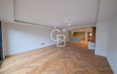 ZEKERİYAKÖYÜN KALBİNDE DOĞAYLA İÇ İÇE LÜKS BİR YAŞAM, 5+1 VİLLA - D2