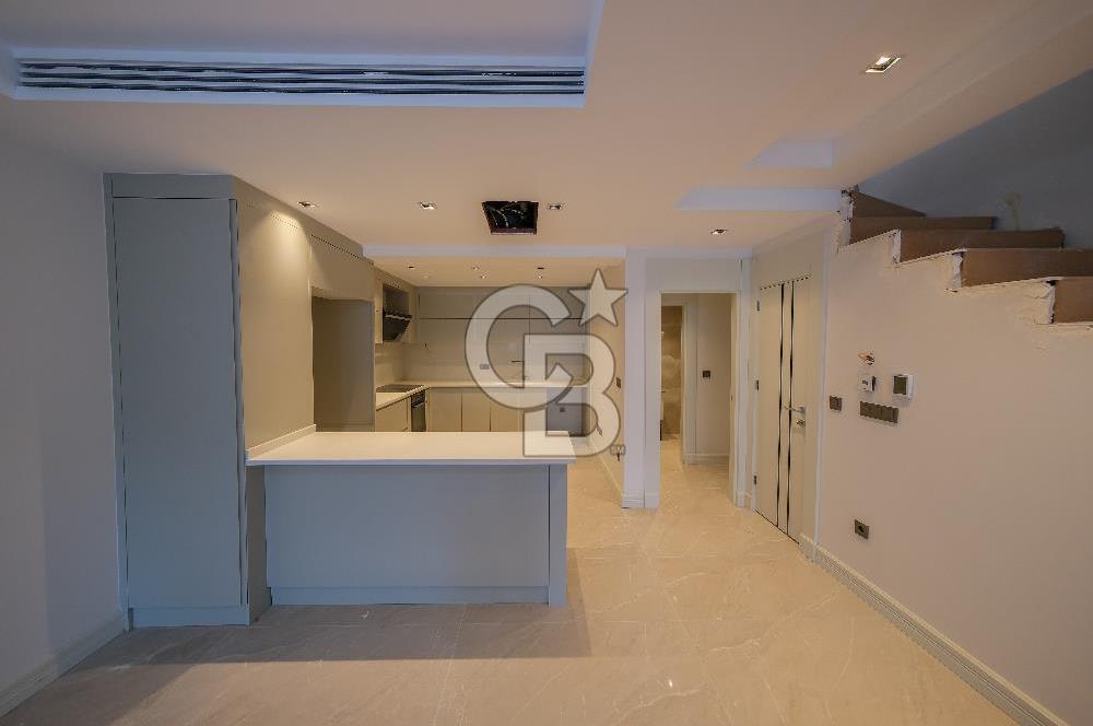 ZEKERİYAKÖYÜN KALBİNDE DOĞAYLA İÇ İÇE LÜKS BİR YAŞAM, 5+1 VİLLA - D2