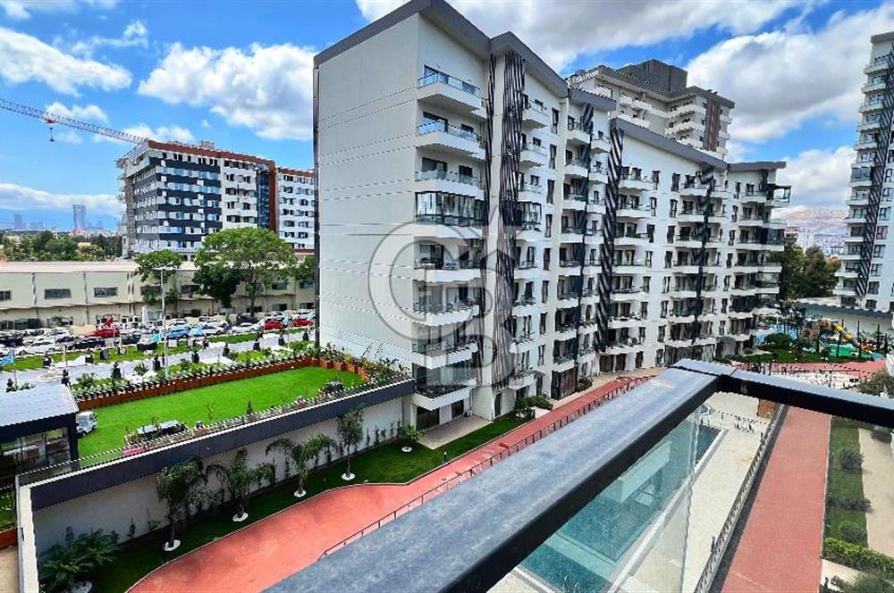 Parkyaşam Bornova Sitesi'nde 3+1 Havuz Cepheli Satılık Daire