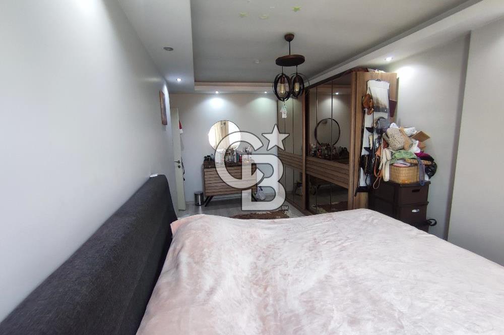 Ayvalık 150 Evler merkezi konumda doğalgazlı satılık 3+1 Daire 