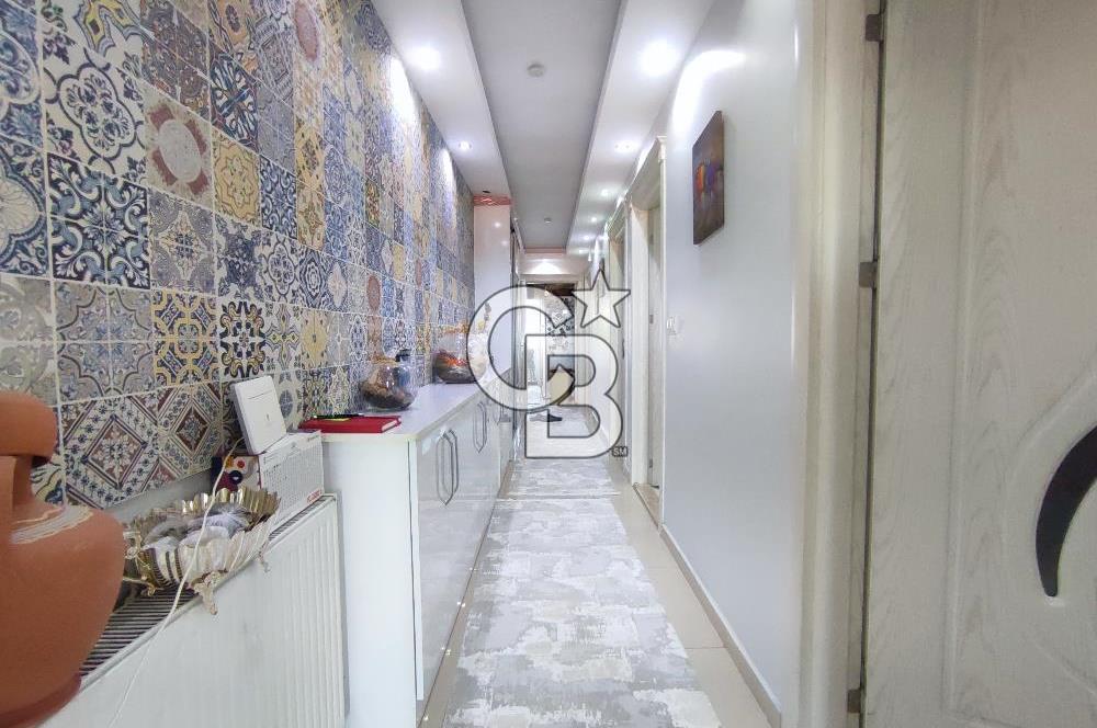 Ayvalık 150 Evler merkezi konumda doğalgazlı satılık 3+1 Daire 