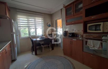 Ayvalık 150 Evler merkezi konumda doğalgazlı kiralık 3+1 daire 