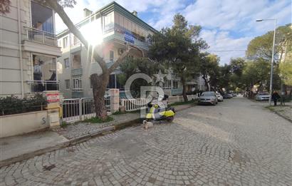 Ayvalık 150 Evler merkezi konumda doğalgazlı kiralık 3+1 daire 