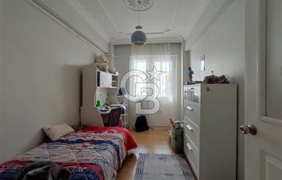 Ayvalık 150 Evler merkezi konumda doğalgazlı kiralık 3+1 daire 