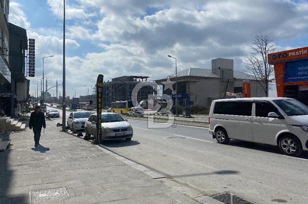 ARNAVUTKÖY ÇARDAKTEPEDE CADDEYE CEPHE 170M KİRALIK DEPO/ATÖLYE/İŞ YERİ