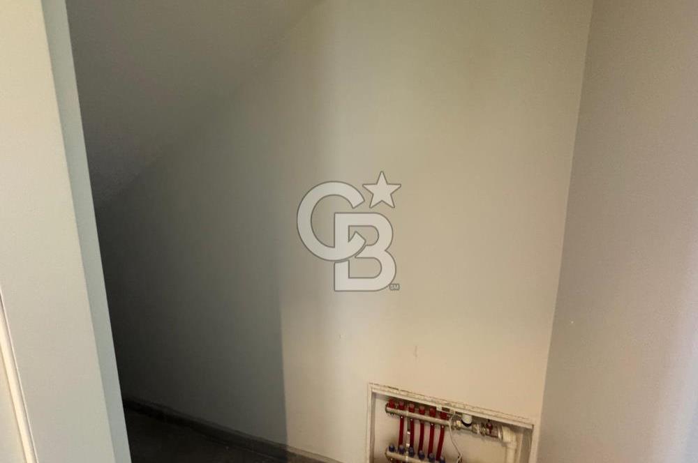 ZEKERİYAKÖYÜN KALBİNDE DOĞAYLA İÇ İÇE LÜKS BİR YAŞAM, 5+1 VİLLA - F1