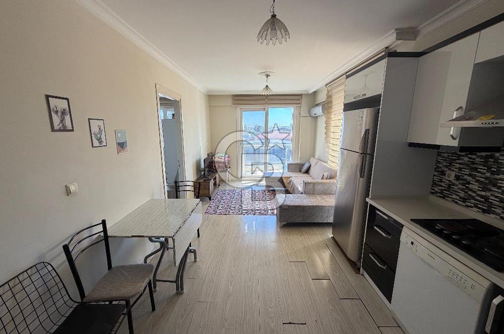 ÇİĞLİ DEVLET HASTANESİ VE İZBAN YAKINI EŞYALI KİRALIK 1+1 DAİRE