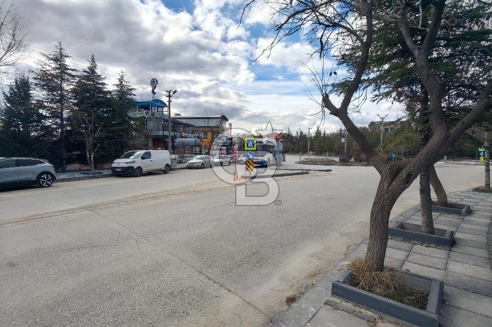 KIZILCAŞAR MERKEZDE OFİS VE İŞ YERİNE, KREDİYE UYGUN SATILIK 2+1