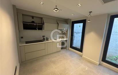 ZEKERİYAKÖYÜN KALBİNDE DOĞAYLA İÇ İÇE LÜKS BİR YAŞAM, 5+1 VİLLA - F1