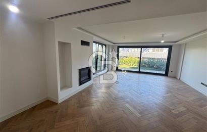 ZEKERİYAKÖYÜN KALBİNDE DOĞAYLA İÇ İÇE LÜKS BİR YAŞAM, 5+1 VİLLA - F1