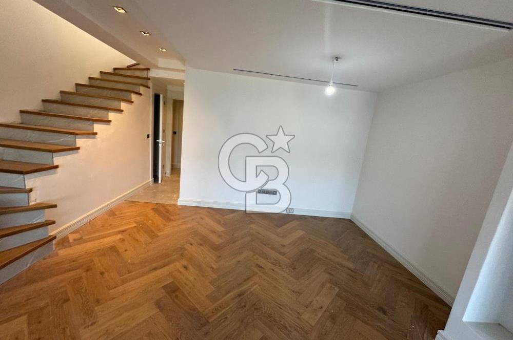 ZEKERİYAKÖYÜN KALBİNDE DOĞAYLA İÇ İÇE LÜKS BİR YAŞAM, 5+1 VİLLA - F1