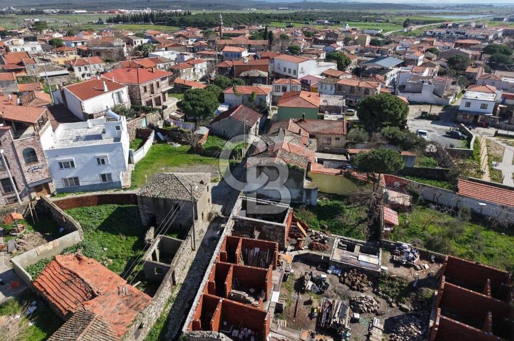 Ayvalık Küçükköy de 207m2 Ticari ve Konut İmarlı Arsa