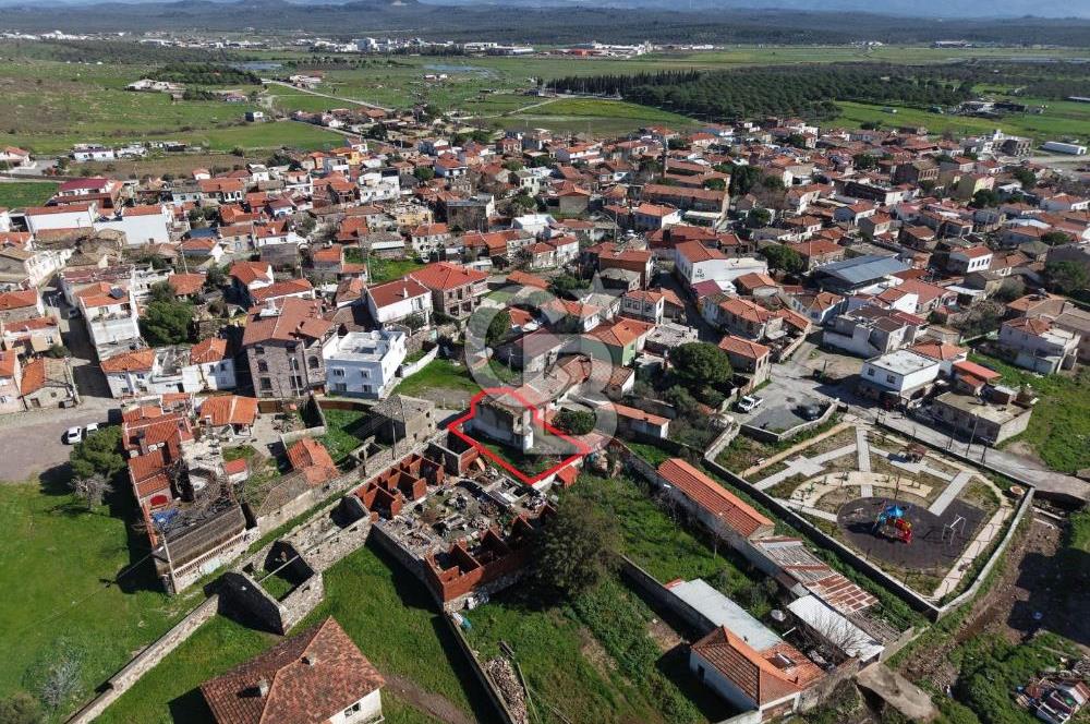 Ayvalık Küçükköy de 207m2 Ticari ve Konut İmarlı Arsa