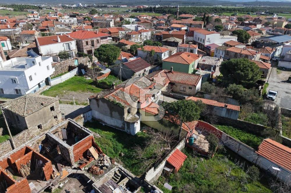 Ayvalık Küçükköy de 207m2 Ticari ve Konut İmarlı Arsa