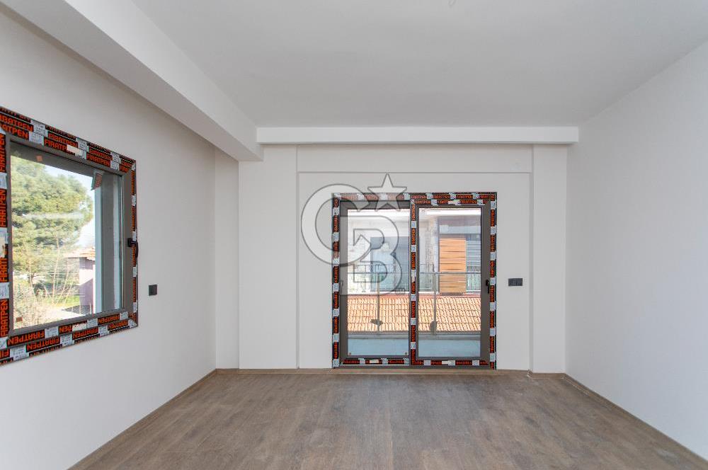 Foça Bağarası Kazım Dirik Mah. Satılık 2+1 Daire