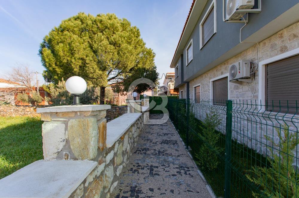 Foça Bağarası Kazım Dirik Mah. Satılık 2+1 Daire