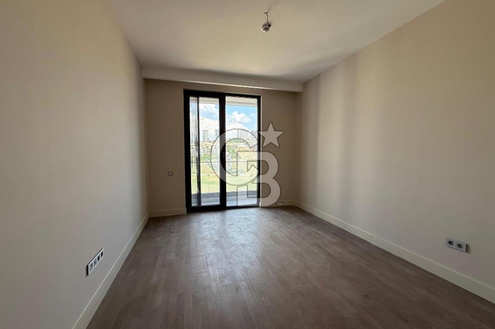 ÇAYYOLU 'NUN EN PRESTİJLİ SİTESİ SANTRA 'DA 4,5+1 SATILIK DAİRE