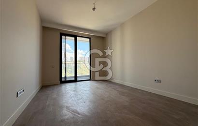 ÇAYYOLU 'NUN EN PRESTİJLİ SİTESİ SANTRA 'DA 4,5+1 SATILIK DAİRE