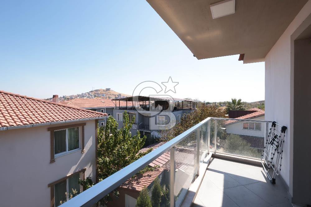 Foça Yenibağarası Mah.Eşyalı Kiralık 2+1 Daire