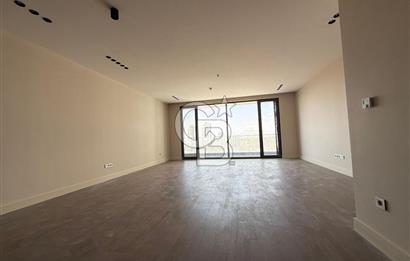 ÇAYYOLU 'NUN EN PRESTİJLİ SİTESİ SANTRA 'DA 4,5+1 SATILIK DAİRE