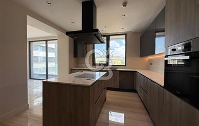 ÇAYYOLU 'NUN EN PRESTİJLİ SİTESİ SANTRA 'DA 4,5+1 SATILIK DAİRE