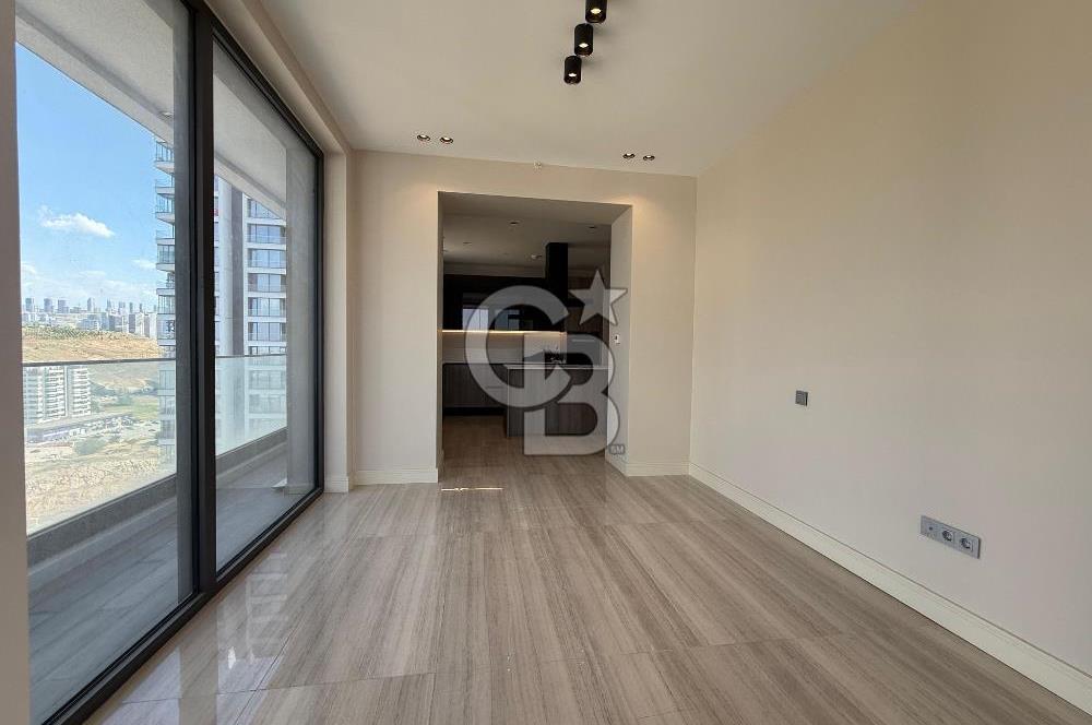 ÇAYYOLU 'NUN EN PRESTİJLİ SİTESİ SANTRA 'DA 4,5+1 SATILIK DAİRE